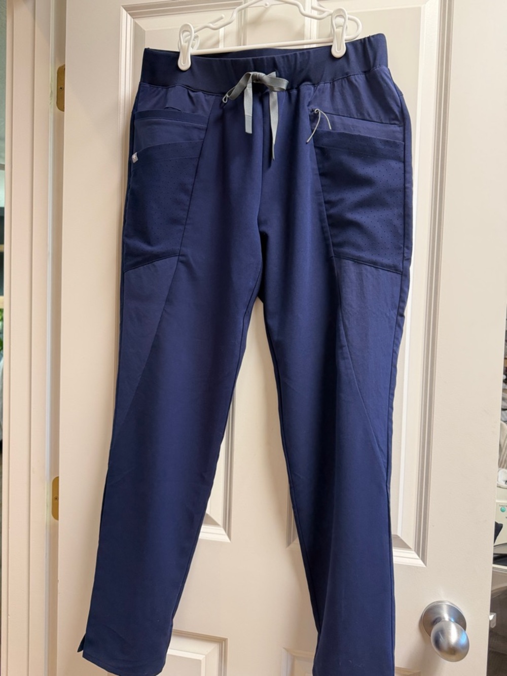 Figs Limited Edition “Mombasa” Navy Scrub Pants.
NWOT